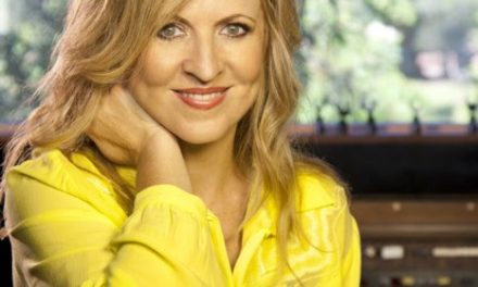 Internationally Renowned Worship Leader Darlene Zschech Extends Longtime Writing/Recording Relationship With Integrity Music