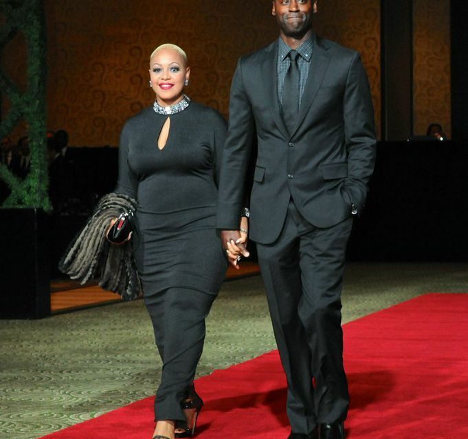 FORMER MAJOR LEAGUE BASEBALL PITCHER, LATROY HAWKINS AND HIS WIFE, ANITA HAWKINS DONATE HO– USE FOR DOMESTIC VIOLENCE SURVIVORS