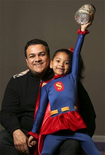 5-Year Old Entrepreneur Teaching Investing