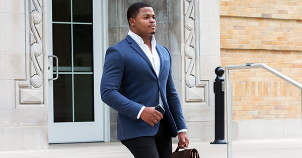 BGSU JUNIOR IS A SIX-FIGURE DIGITAL MARKETING CONSULTANT