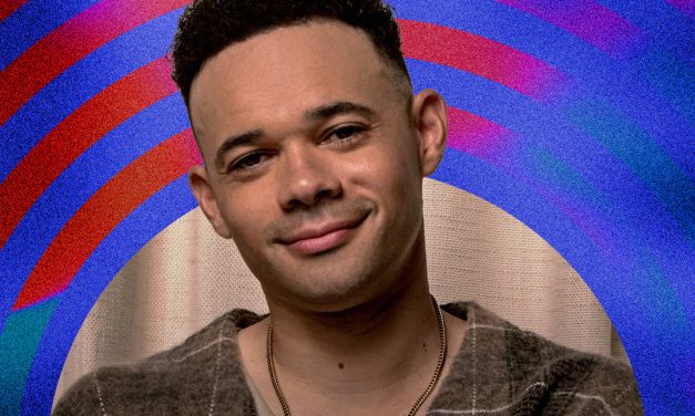TAUREN WELLS TO HOST THE 56th ANNUAL GMA DOVE AWARDS 